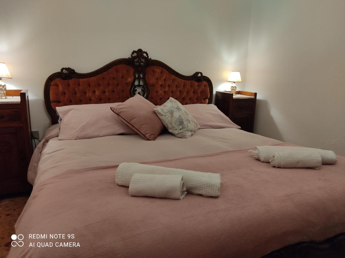 Holiday House I Colli Pisani Apartman Capannoli Kültér fotó