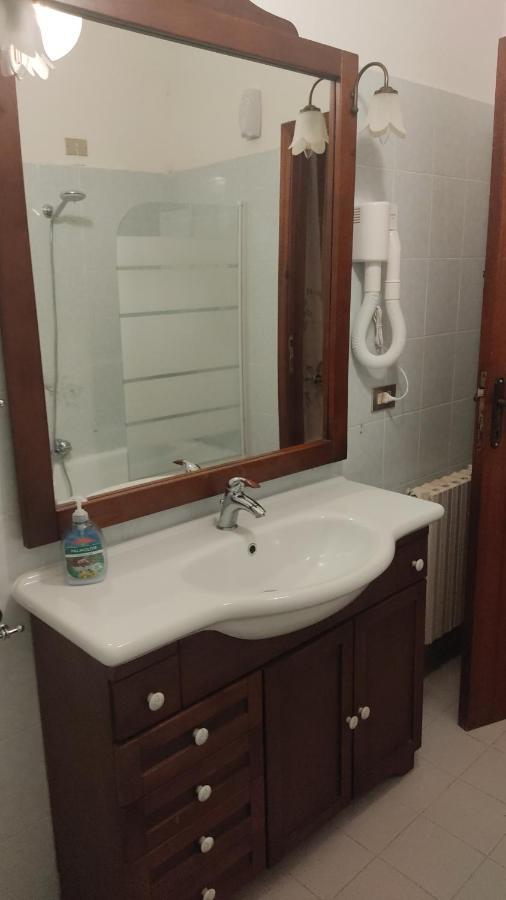 Holiday House I Colli Pisani Apartman Capannoli Kültér fotó